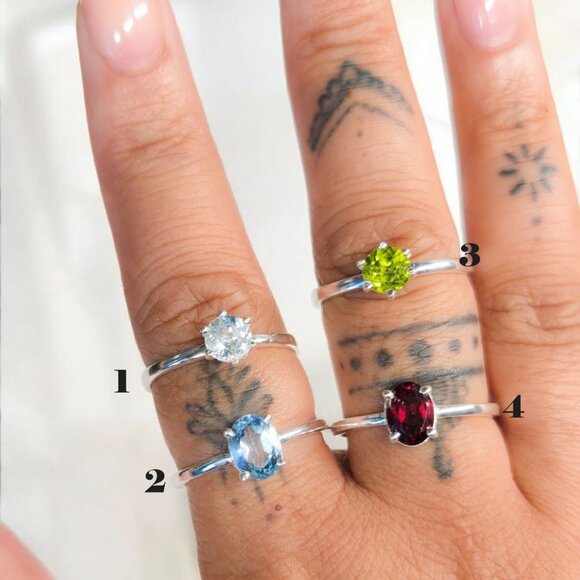 💍 Solitaire Stones (NWOT) - Picture 1 of 1